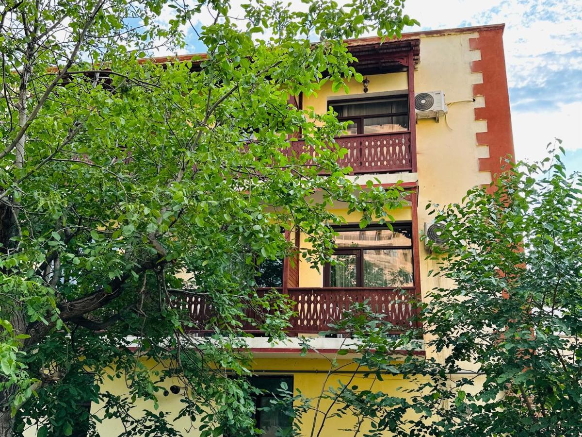 Old Armenia Hotel Jerevan Exteriér fotografie